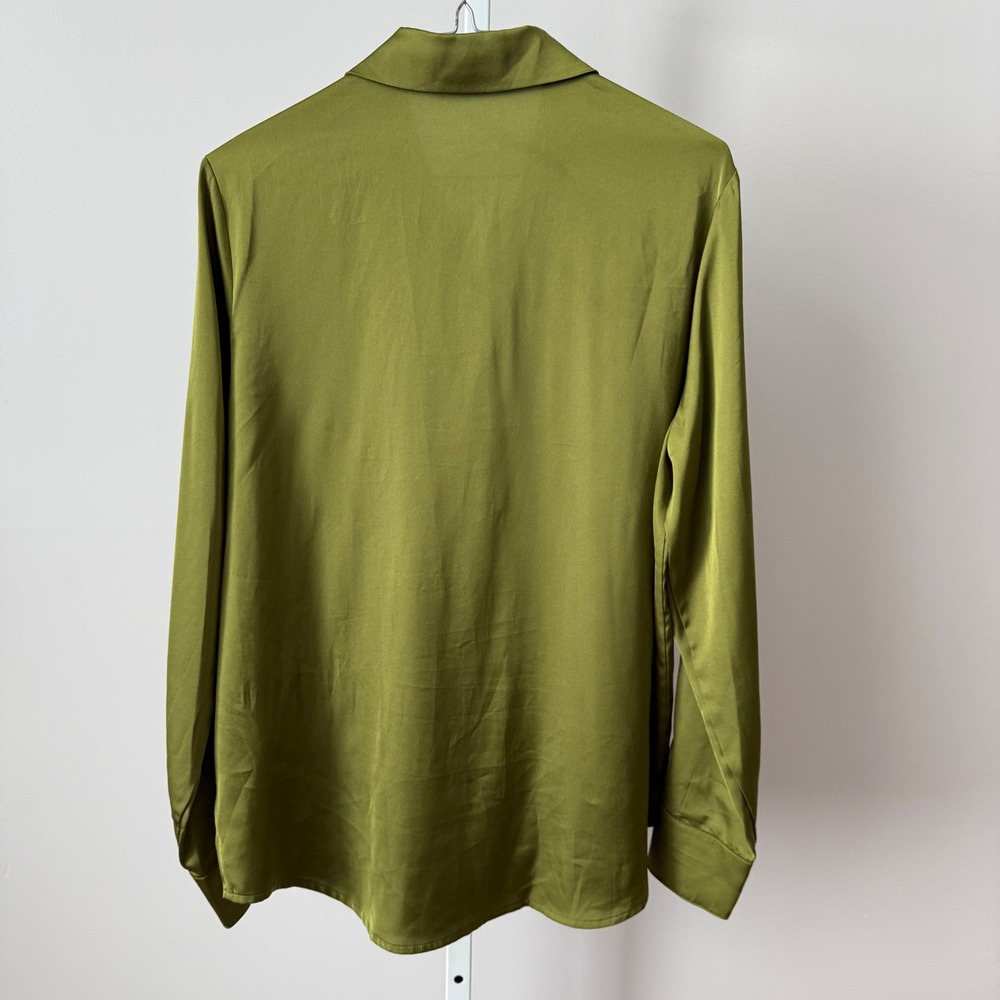 Petal and Pup sz XS Olive Green Satin Button Blouse Shirt Preppy Minimalist - Picture 6 of 6